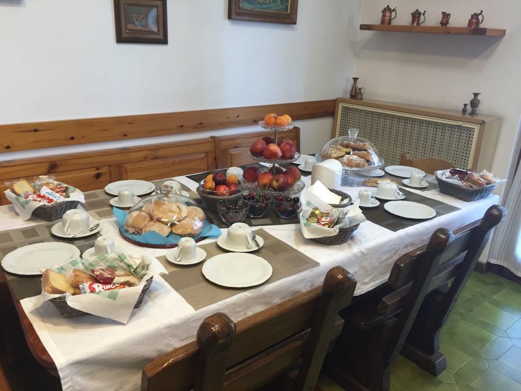 Luna Bianca Bed & Breakfast Rozzano Eksteriør bilde