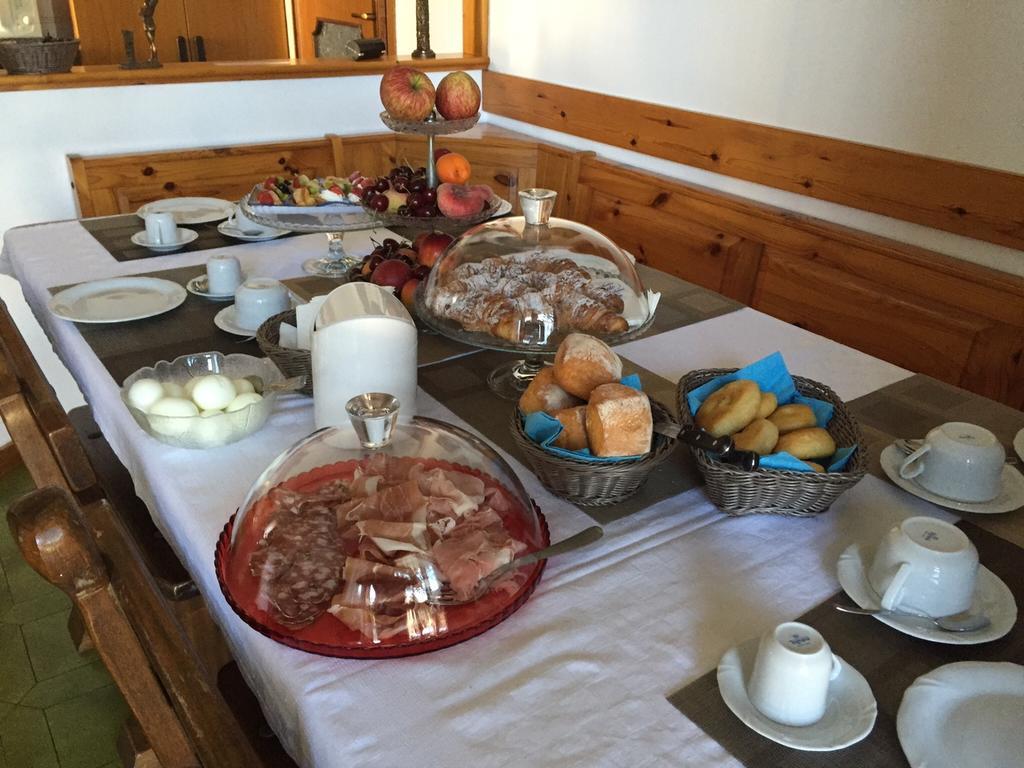 Luna Bianca Bed & Breakfast Rozzano Eksteriør bilde