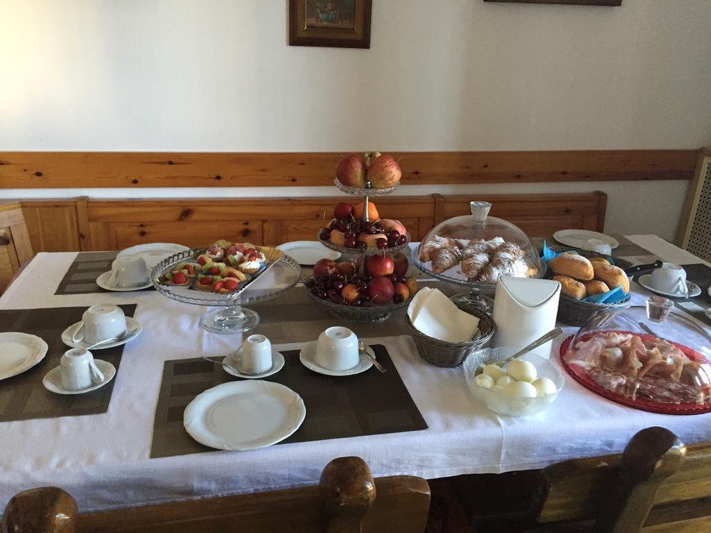 Luna Bianca Bed & Breakfast Rozzano Eksteriør bilde