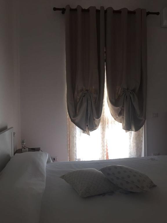 Luna Bianca Bed & Breakfast Rozzano Eksteriør bilde